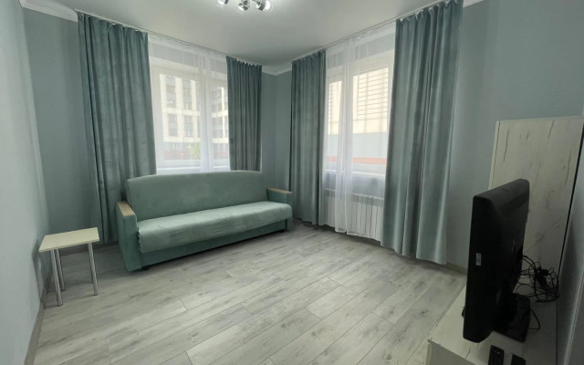 Dvukhkomnatnaya Okolo Zh/d Vokzala Selma Flat