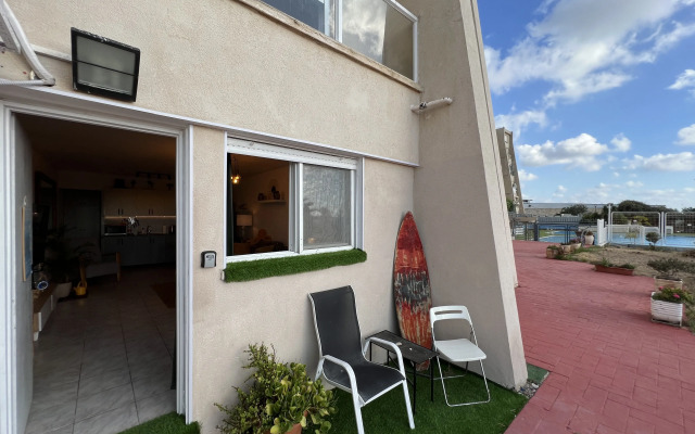 GW014 Gugel Waves Patio and Pool Seaview Flat