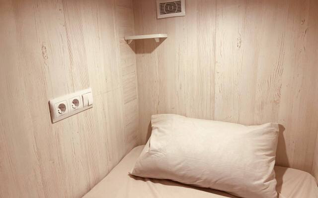 ZyobraHouse Hostel