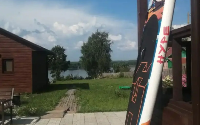 Частный дом Дом на берегу волги