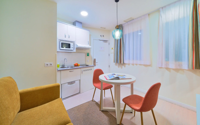 Blume Cruz Suites
