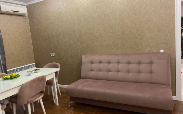 Fly Guest House