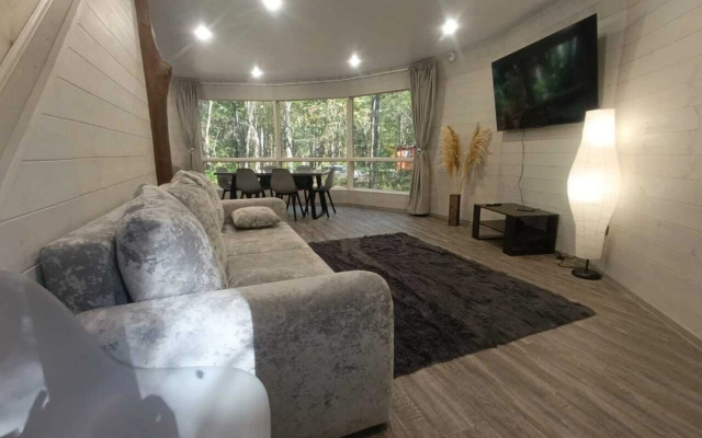 Частный дом сфера у Пидана