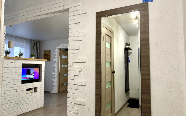 Квартира Двухкомнатная Сети На время на ул. Лежневская