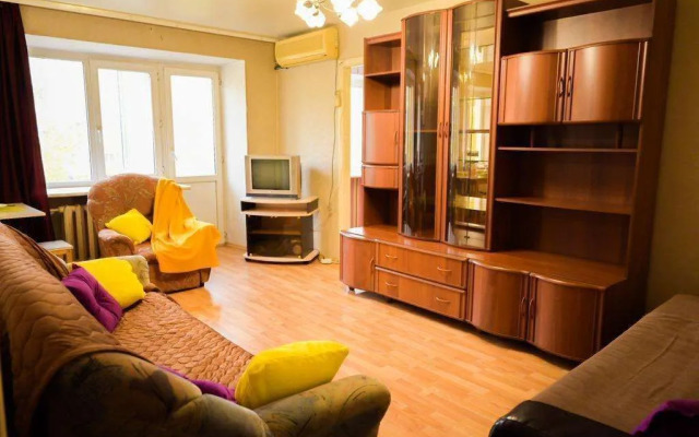 Na Lenina, 74 Flat