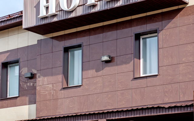 Отель Малахит