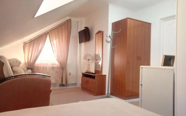 Guest house "khristofor"