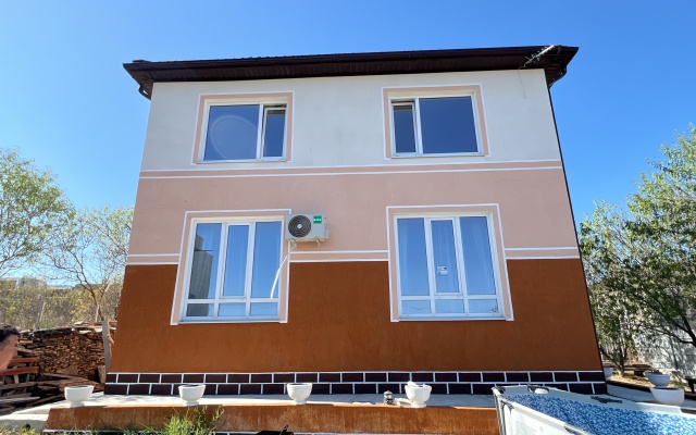 Dlya Semyi v Mikrorayone Persikovy Sad Privat House