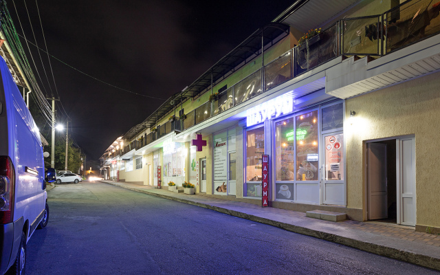 Garden Town Hotel