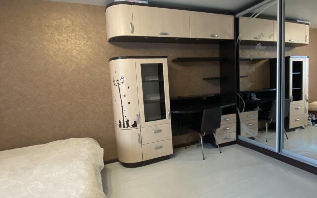 Okolo Imperiala Flat