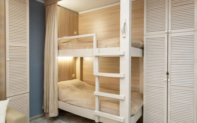 Morskaya Gavan Flat