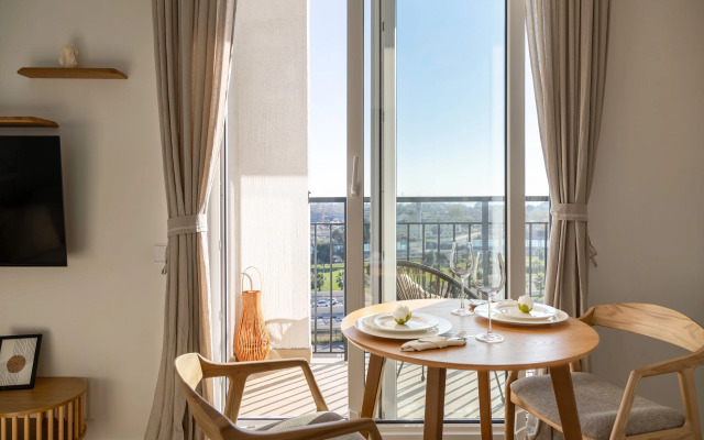 Red Apartments Frukty Vitoriya Apartments