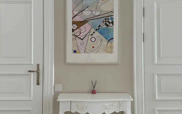 Квартира 1-к. Квартира 53 м² 3/9 Эт