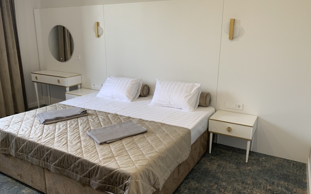 Mini-Otel Art Hotel + Mini-hotel