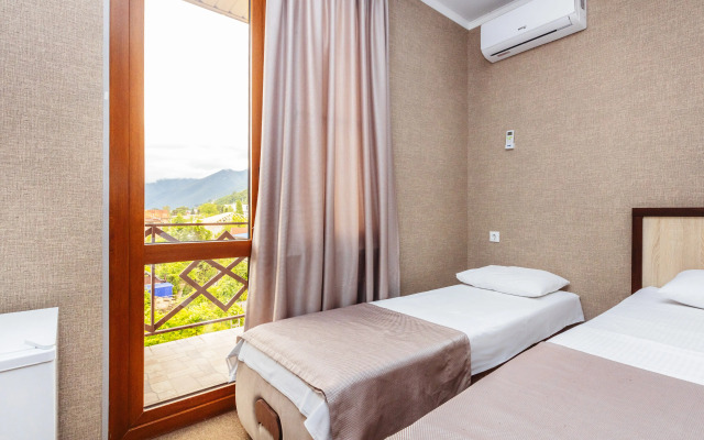 Taminik Hotel