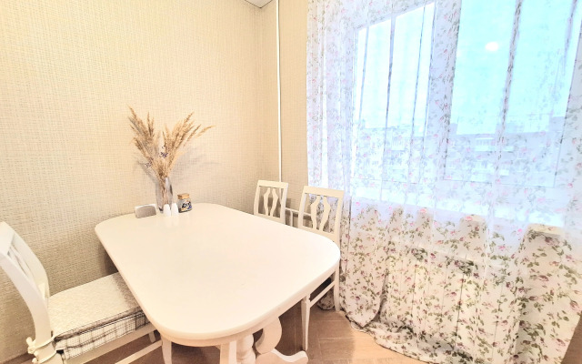 Квартира Большая двухкомнатная квартира