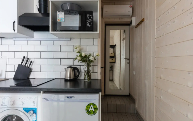 Studiya s balkonom Bombflat na Grivtsova Apartments