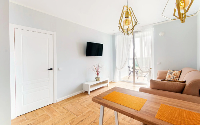 S panoramnymi vidami v Tsentralnom rayone Kaliningrada Flat
