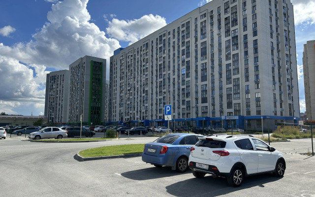 Uyutnaya dvuhkomnatnaya v ZhK Olimpiya na Polevoj Flat