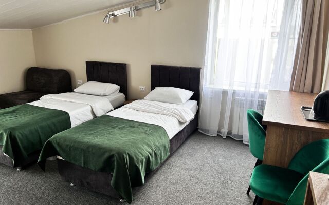 Aleon Hotel