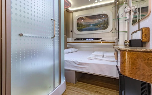 Caps Lock Future Hotel