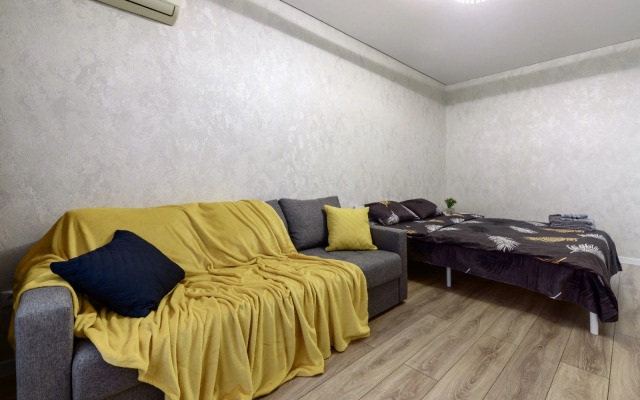 Квартира у Аквапарка Н2О и ТЦ Горизонт