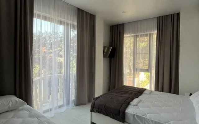 Квартира на Светлой 18 (201)