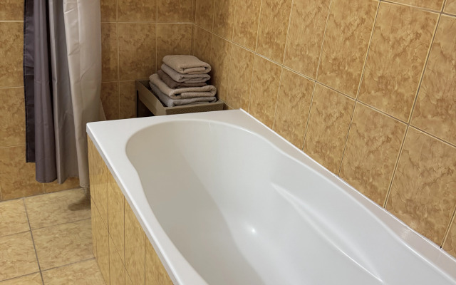 Апартаменты Большая двухкомнатная квартира