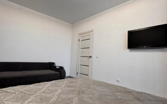 Na Ulitse Chaykovskogo 100/4 Flat
