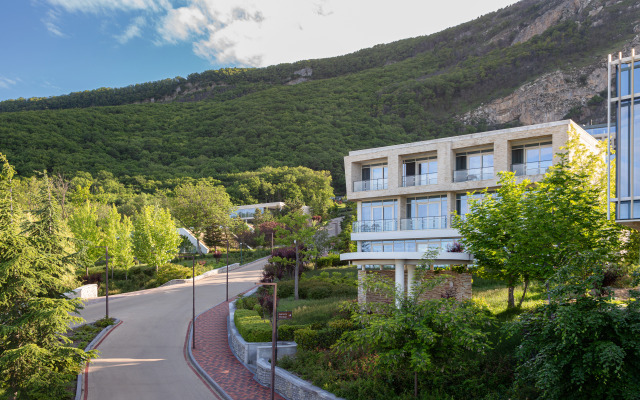 Qalaalti Hotel & Sanatorium