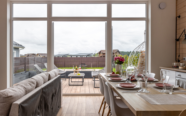 Na Grinvud 84v Guest House