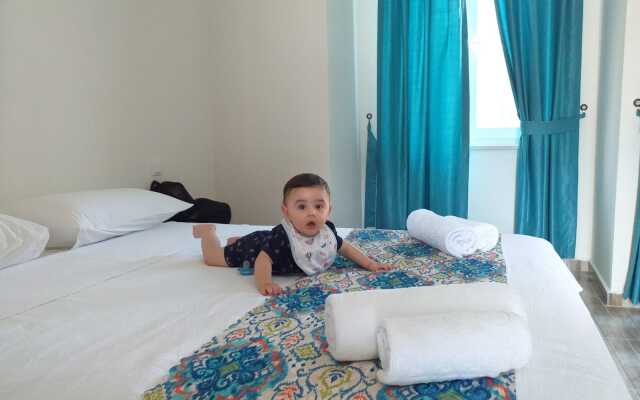 Ada Arasi Hotel