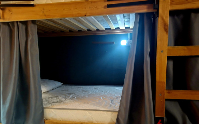 Gosti Hostel