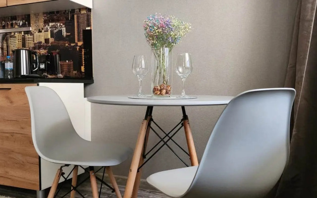 Na Yekaterininskoy Ulitse 122 Flat