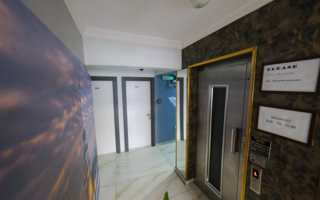 Grand Bona Sera Hotel