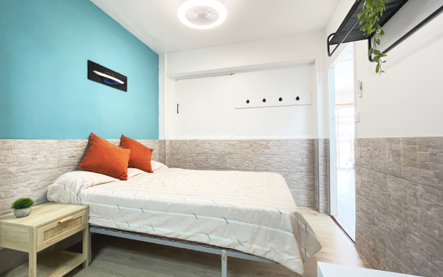 Daurada Oasis Suites Private House