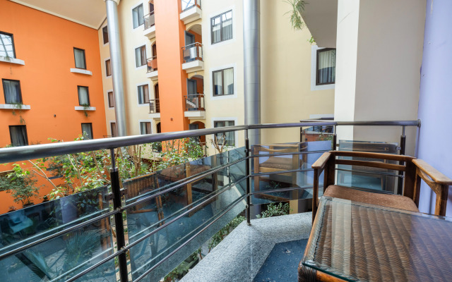 Ararat Hotel
