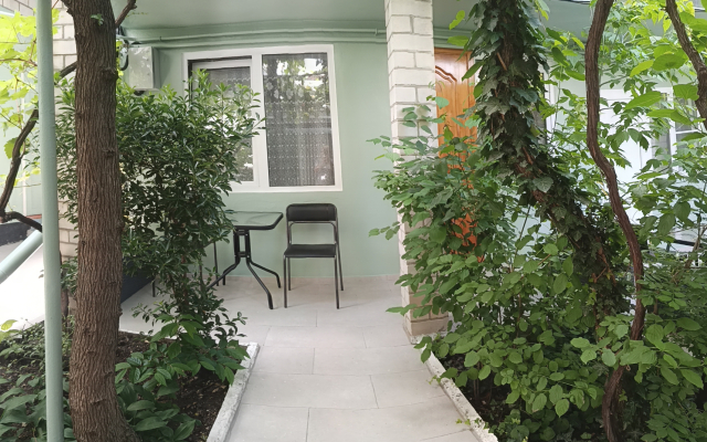 Na Tolstogo 30/1 Guest House