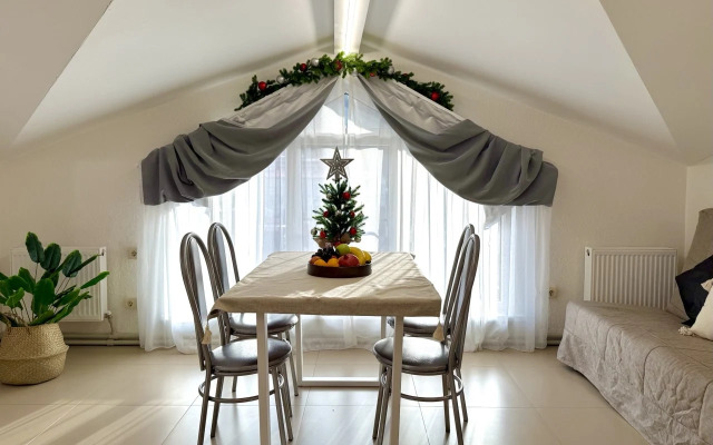 Апартаменты 1 Стандарт на мансардном этаже