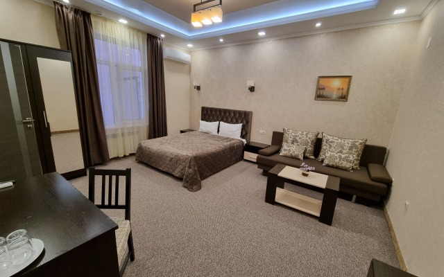 Vostok Hotel