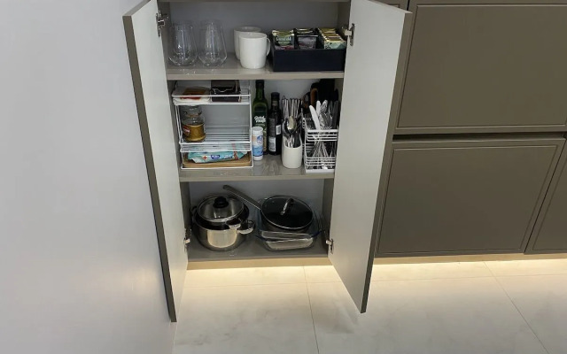 Na Veseloy 82/1 Flat