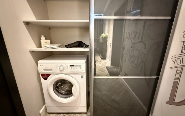 Апартаменты с проектором на Петрозаводской 85/75