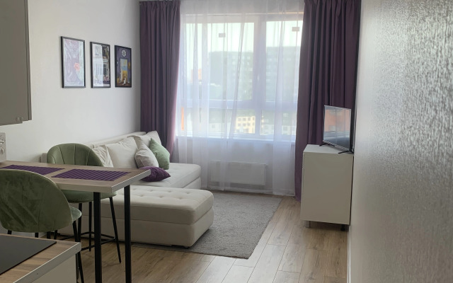 Stilnaya Studiya V Novykh Vatutinkakh Flat