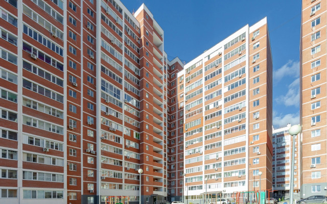 Lux RentPlaza Apartments