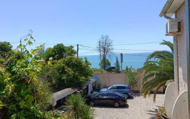 Barkhatny Sezon Guest House