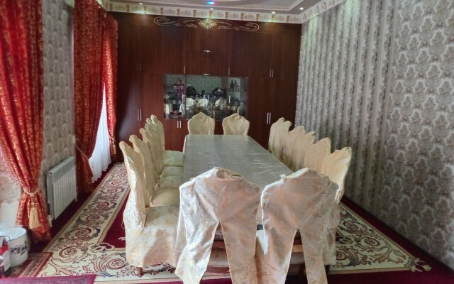 Raxmatjon Guest House