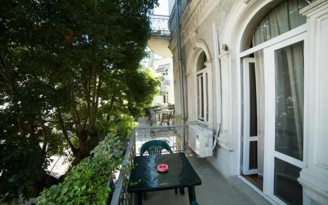 Era's Apartments