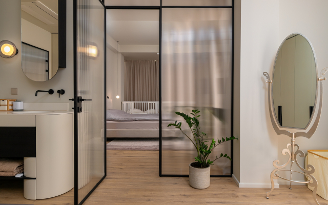 Taunkhaus v Sochi  sobstvennym Basseynom Apartments
