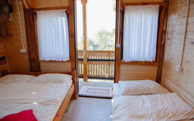 TreeHouse GoldenSeaView TreeHouse Private house