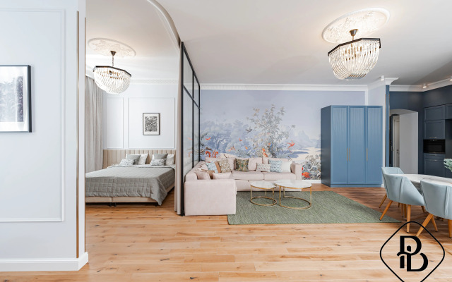 Квартира с балконом на Невском проспекте